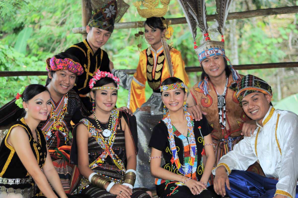 Mari Mari Cultural Village bn