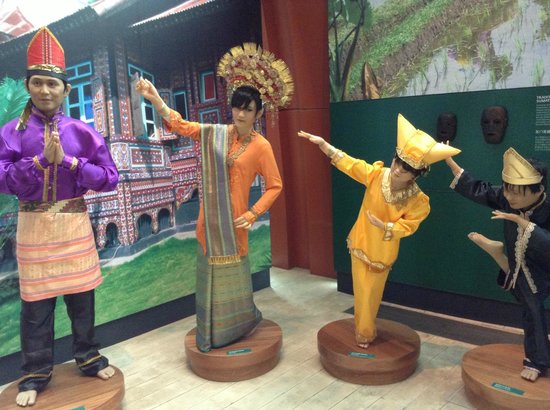 bao tang hang hai singapore 2