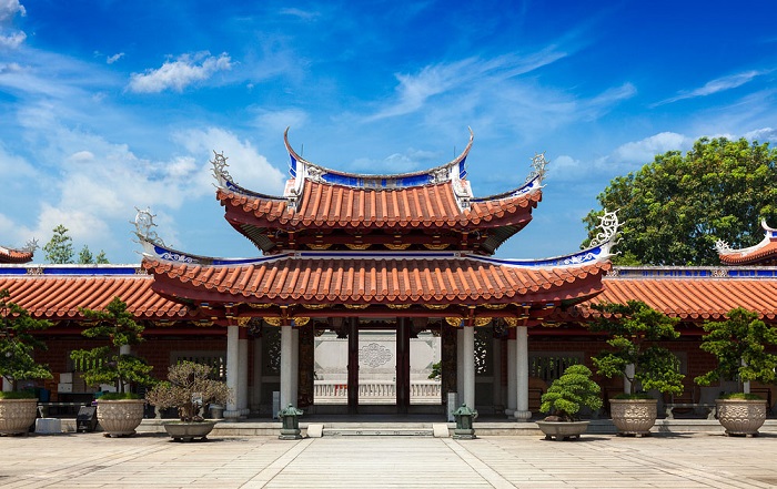 nhung ngoi chua noi tieng 3