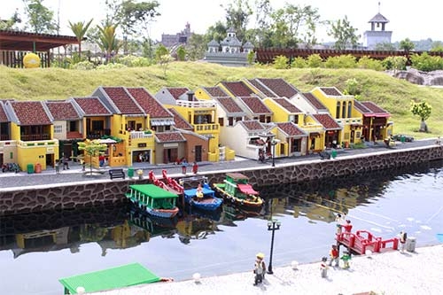 Phố cổ Hội An xếp bằng lego