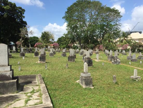 The Japanese Cemetery Park 4