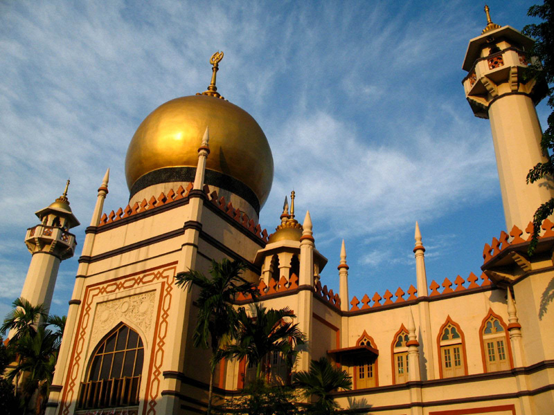 thu-phu-hoang-gia-ma-lai-thuo-xua-tai-singapore-arab-street-sultan