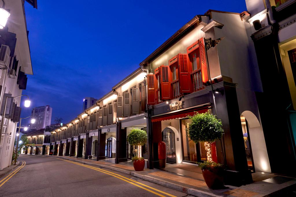 nhung khach san noi tieng o chinatown 9