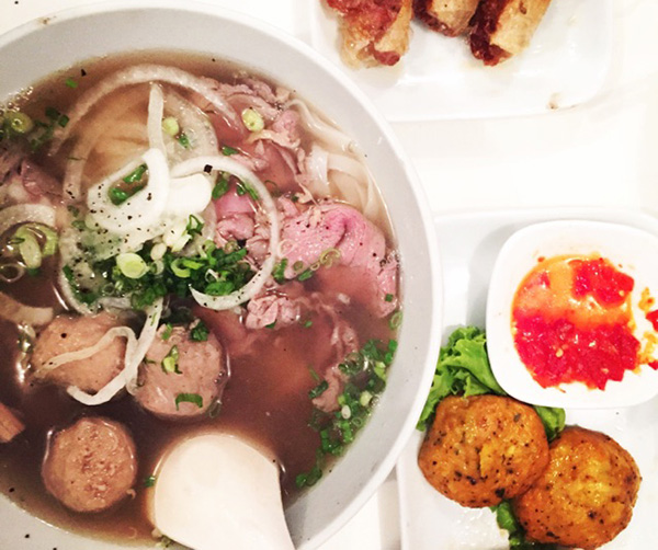 10 nha hang viet noi tieng 11