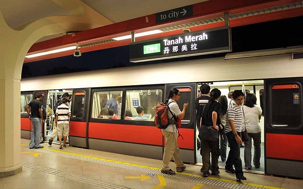 tau dien ngam singapore